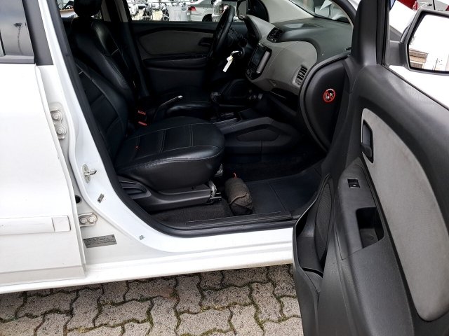 Vehicle_photo_9