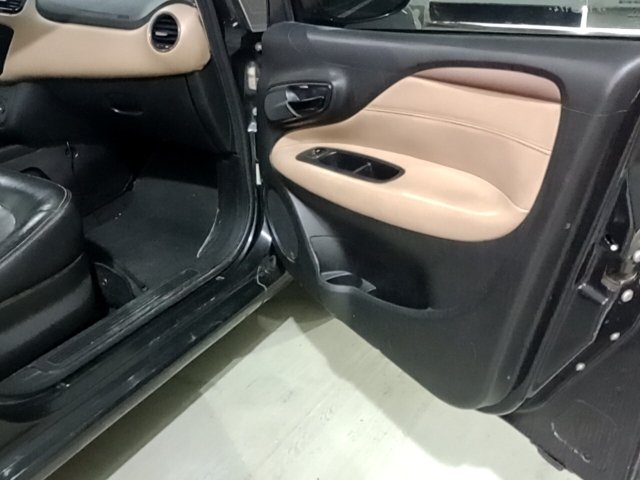 Vehicle_photo_9