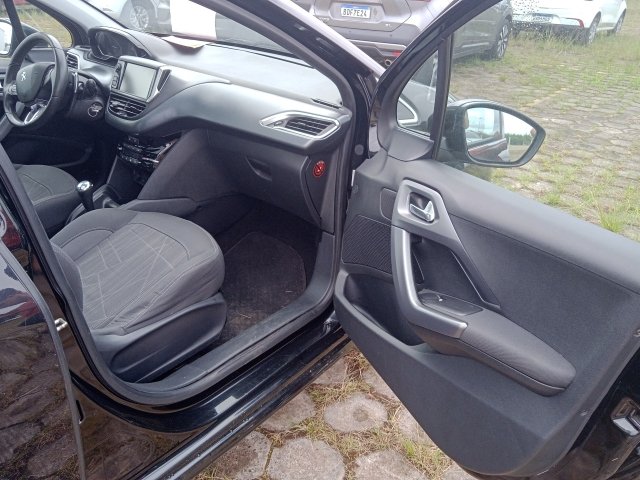 Vehicle_photo_12
