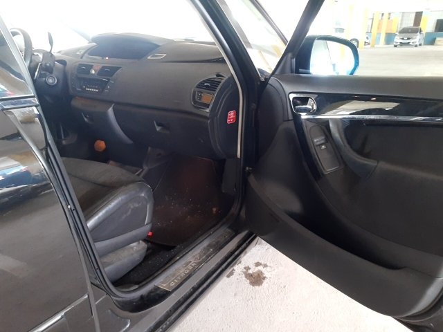 Vehicle_photo_9