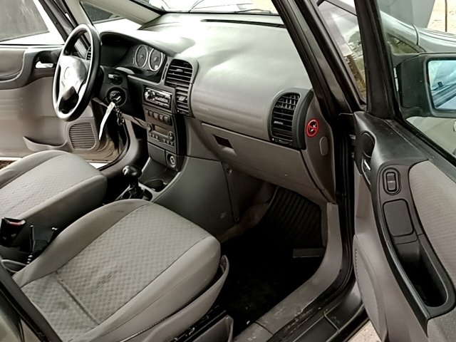 Vehicle_photo_9