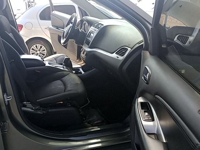 Vehicle_photo_9