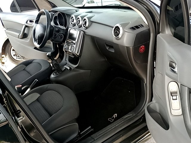 Vehicle_photo_9