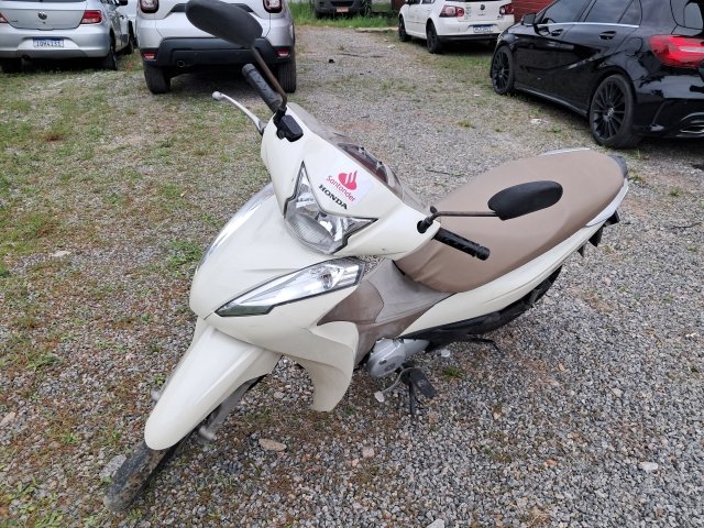 Vehicle_photo_9