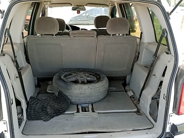 Vehicle_photo_11