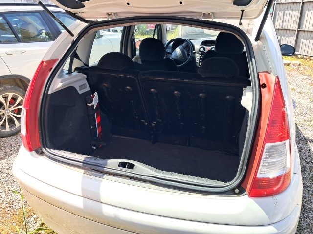Vehicle_photo_7
