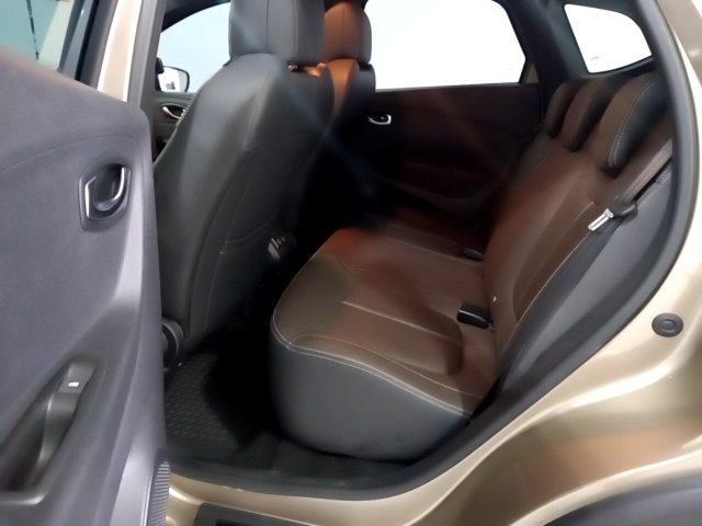 Vehicle_photo_10