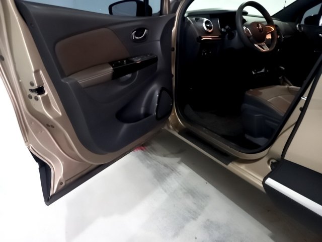 Vehicle_photo_8