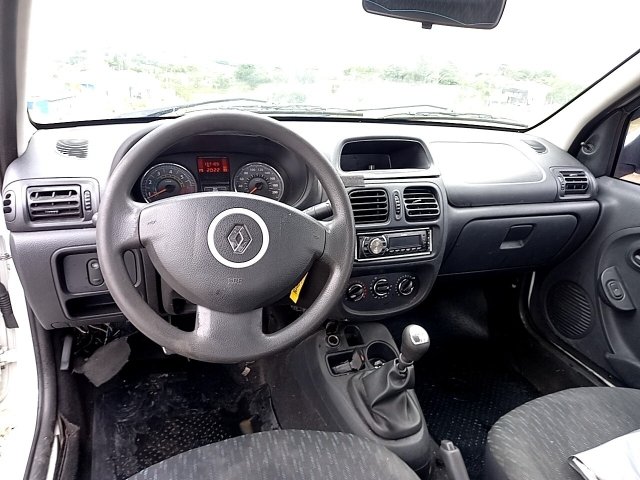 Vehicle_photo_7