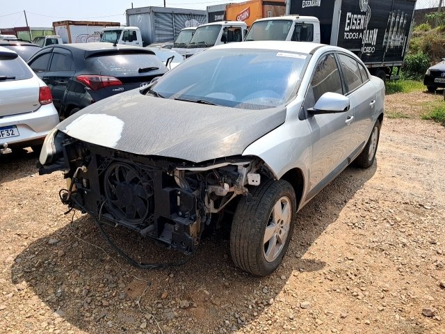 Veículo Renault Fluence RENAULT FLUENCE EXP 16 2013/2014 2014 em leilão