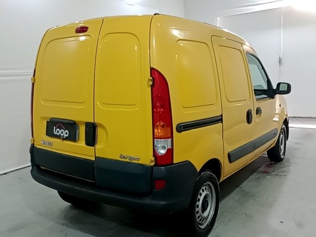 Vehicle_photo_4