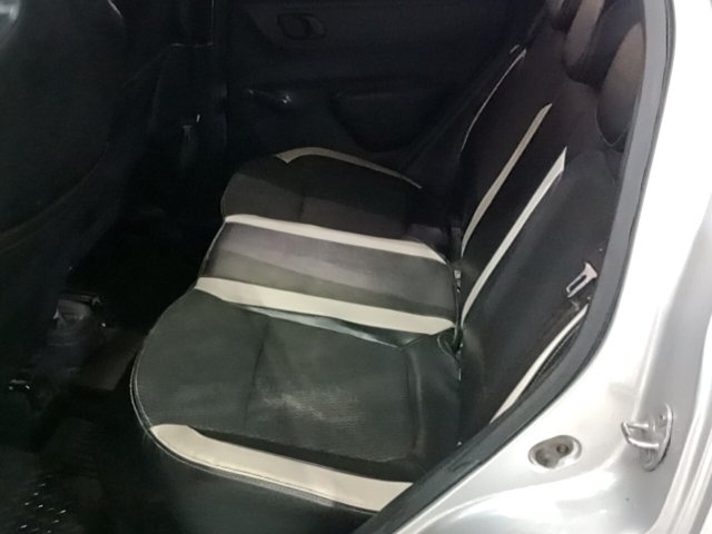 Vehicle_photo_10