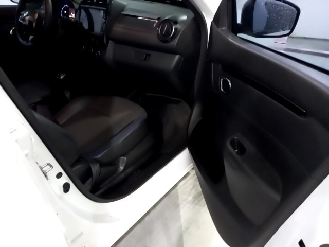 Vehicle_photo_9