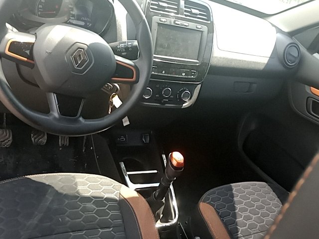 Vehicle_photo_7