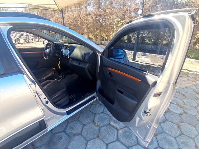 Vehicle_photo_9