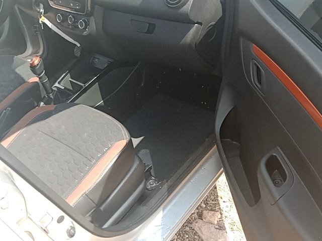 Vehicle_photo_9