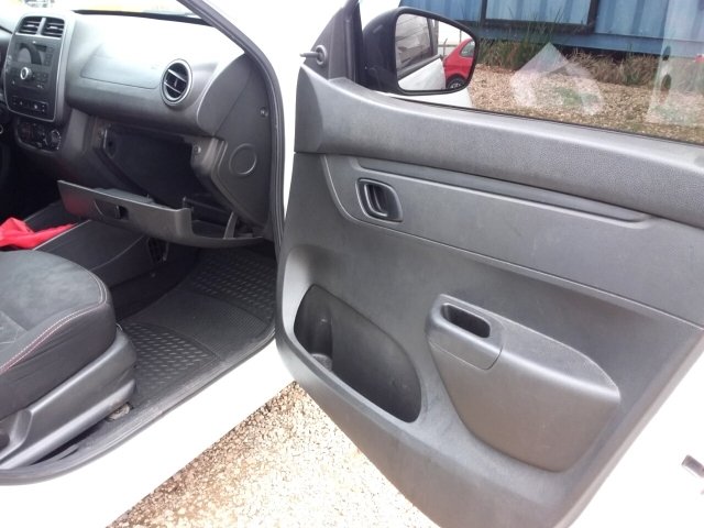 Vehicle_photo_13