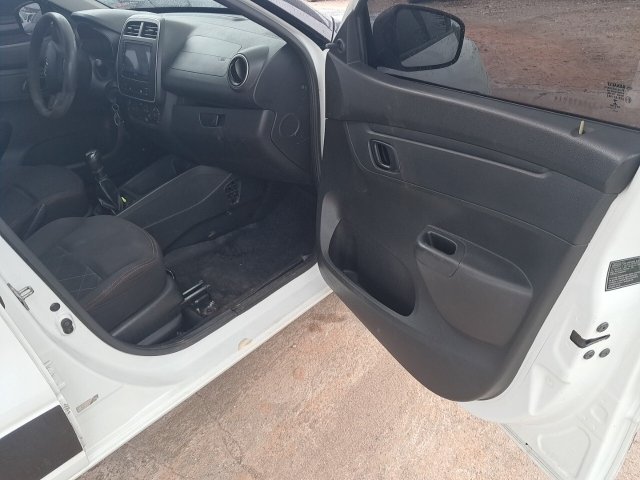 Vehicle_photo_9