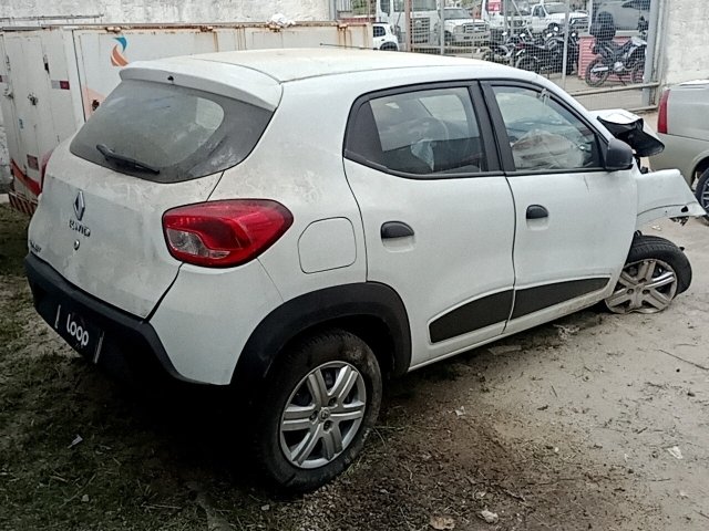Vehicle_photo_4