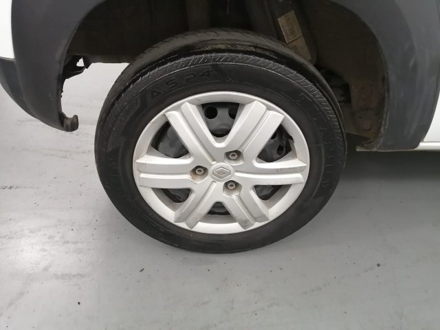 Vehicle_photo_16