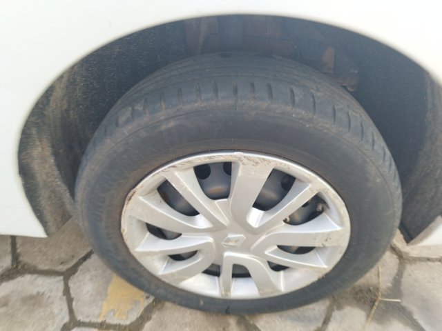 Vehicle_photo_14