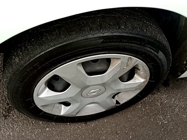 Vehicle_photo_13