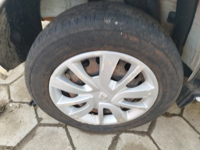 Vehicle_photo_16
