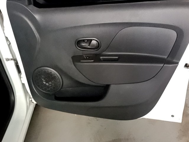Vehicle_photo_9