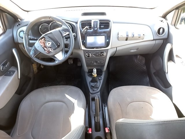 Vehicle_photo_7