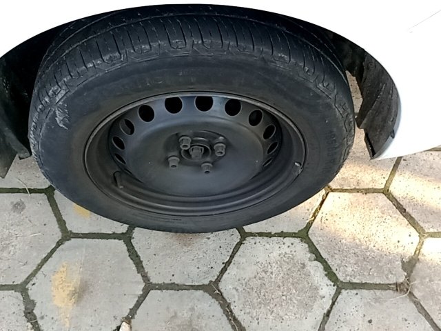 Vehicle_photo_14