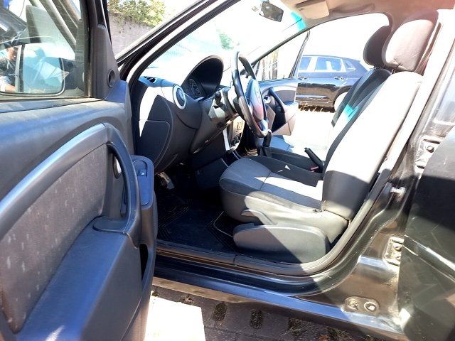 Vehicle_photo_8
