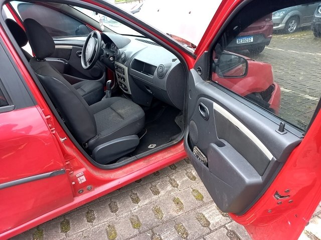 Vehicle_photo_9