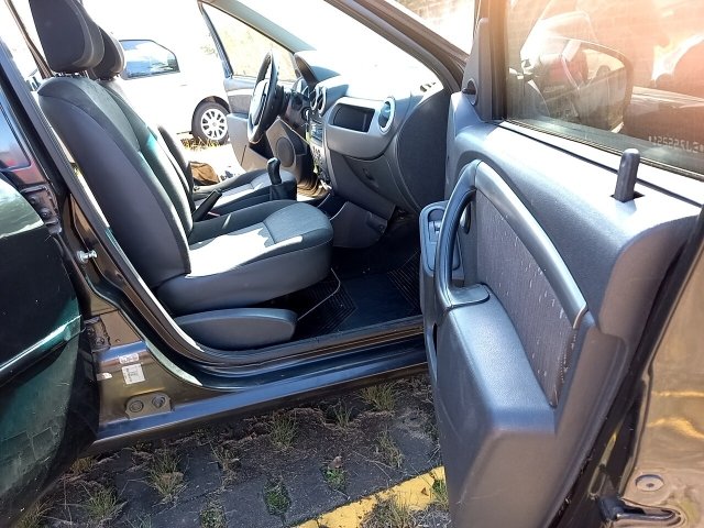 Vehicle_photo_9
