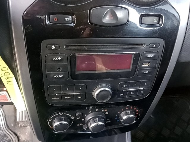 Vehicle_photo_6