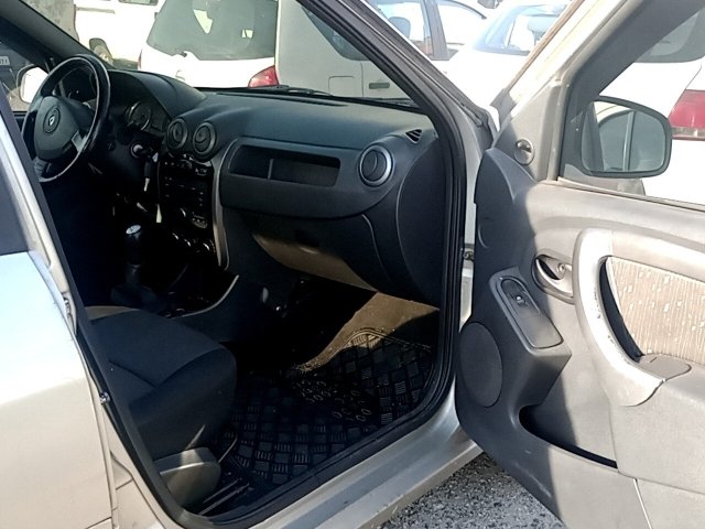 Vehicle_photo_9