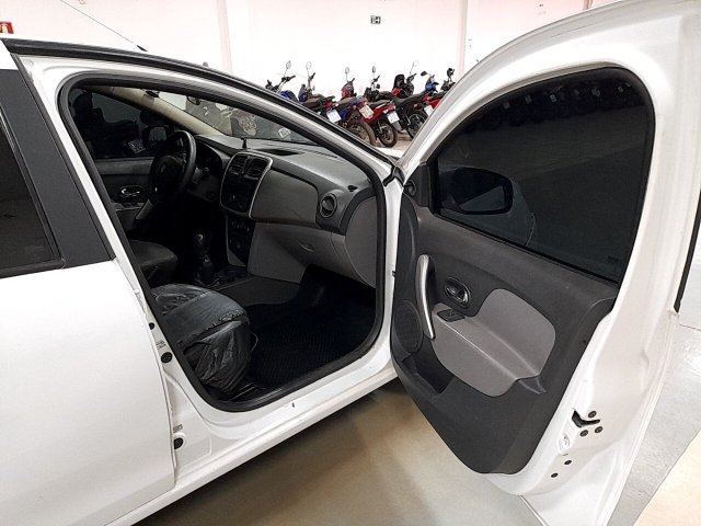 Vehicle_photo_9