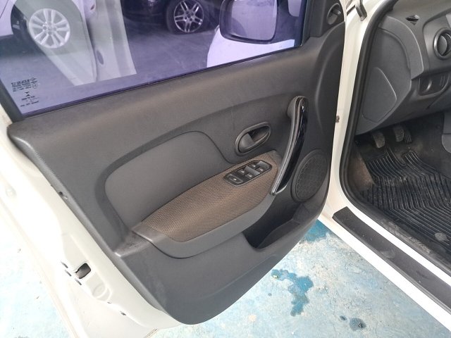Vehicle_photo_8