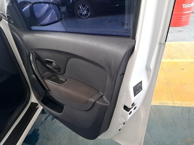 Vehicle_photo_9