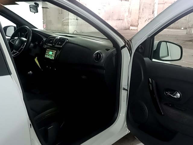 Vehicle_photo_9