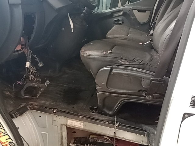 Vehicle_photo_10