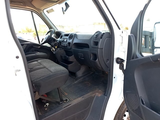 Vehicle_photo_9