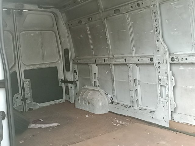 Vehicle_photo_10