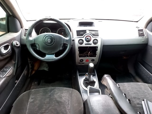 Vehicle_photo_7