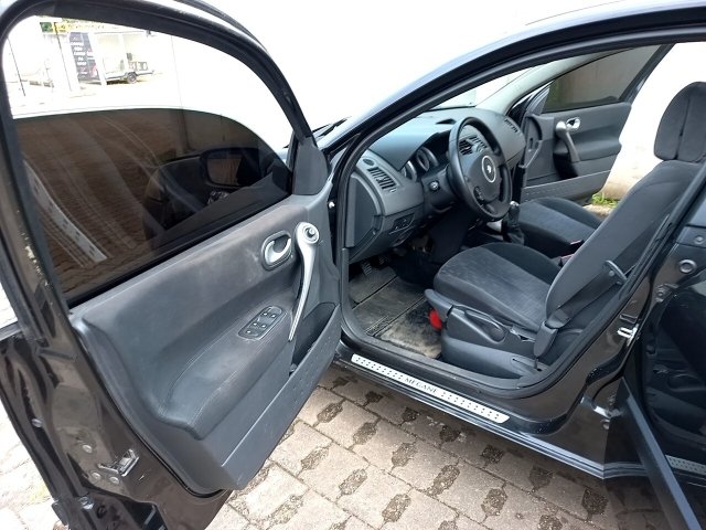 Vehicle_photo_8