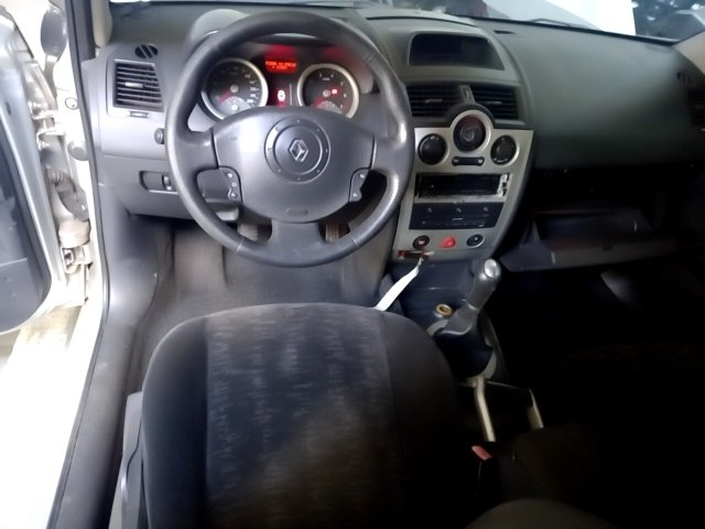 Vehicle_photo_7