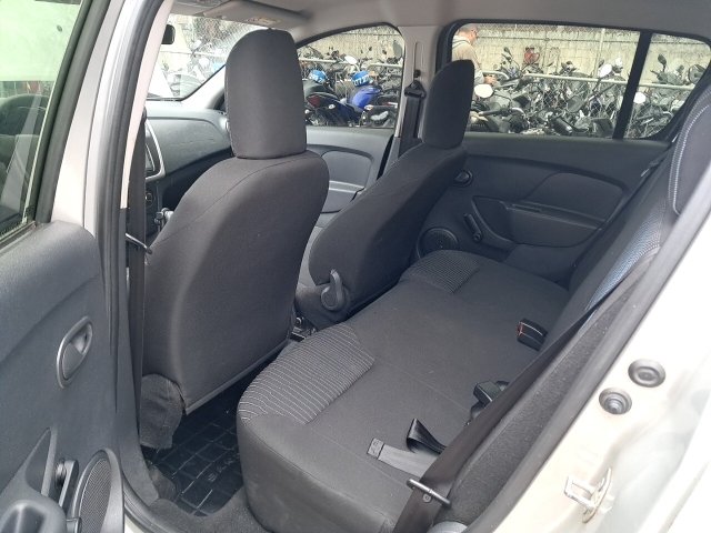 Vehicle_photo_10