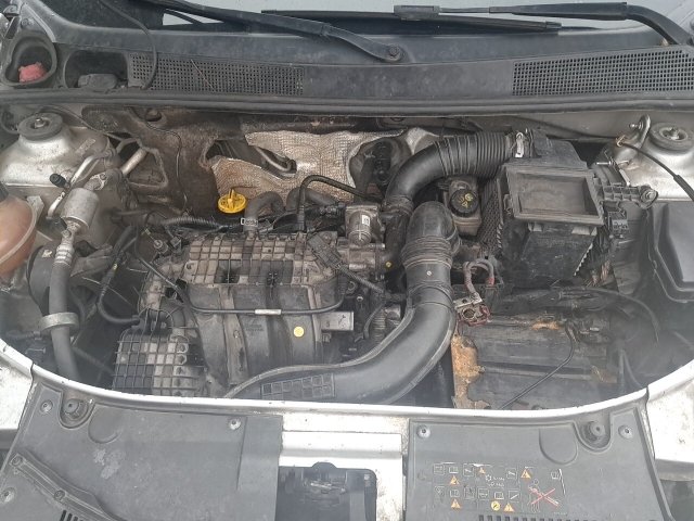 Vehicle_photo_12