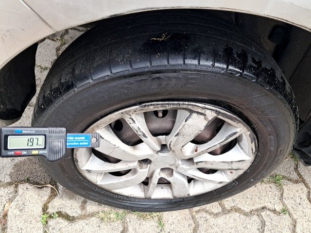 Vehicle_photo_16