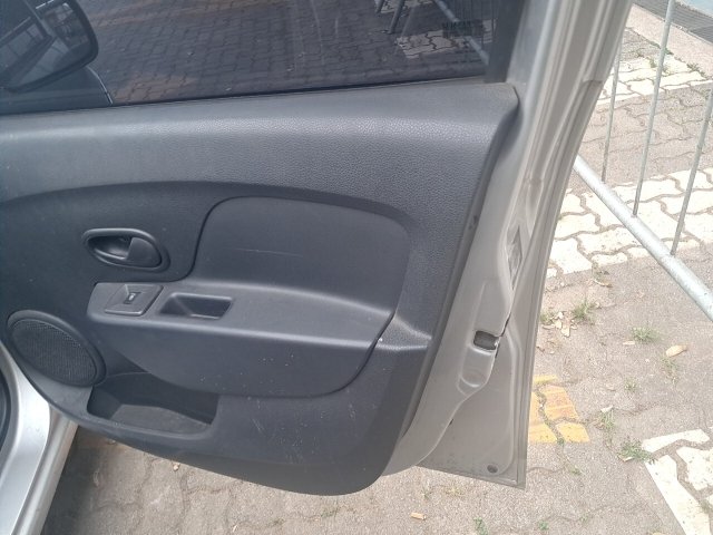 Vehicle_photo_9
