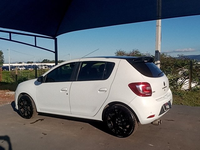 RENAULT SANDERO DYNA 16R Traseira Motorista